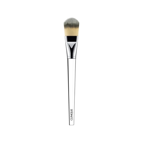 Clinique Foundation Brush - Picture 1 of 4